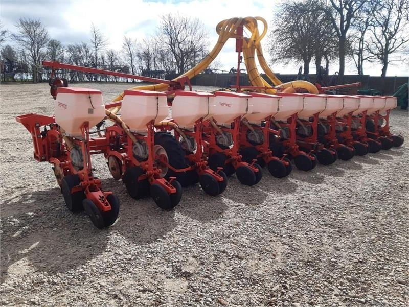 Maschio Gaspardo Manta XL 12 rk med PA1 fronttank - Сеялка: фото 2 Maschio Gaspardo Manta XL 12 rk med PA1 fronttank - Сеялка: фото 2