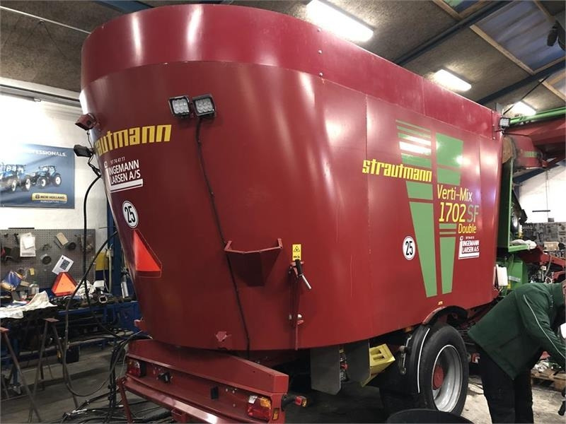 Strautmann Verti-Mix SF1702 Selvkørende blander - Кормораздатчик: фото 2 Strautmann Verti-Mix SF1702 Selvkørende blander - Кормораздатчик: фото 2