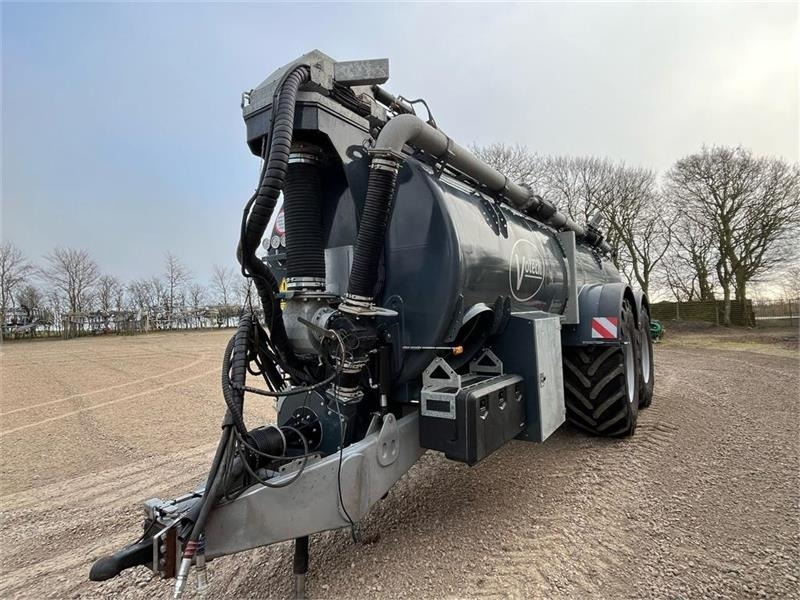 Votech VG2-22 XXL Dog Walk - Цистерна для жидкого навоза: фото 4 Votech VG2-22 XXL Dog Walk - Цистерна для жидкого навоза: фото 4