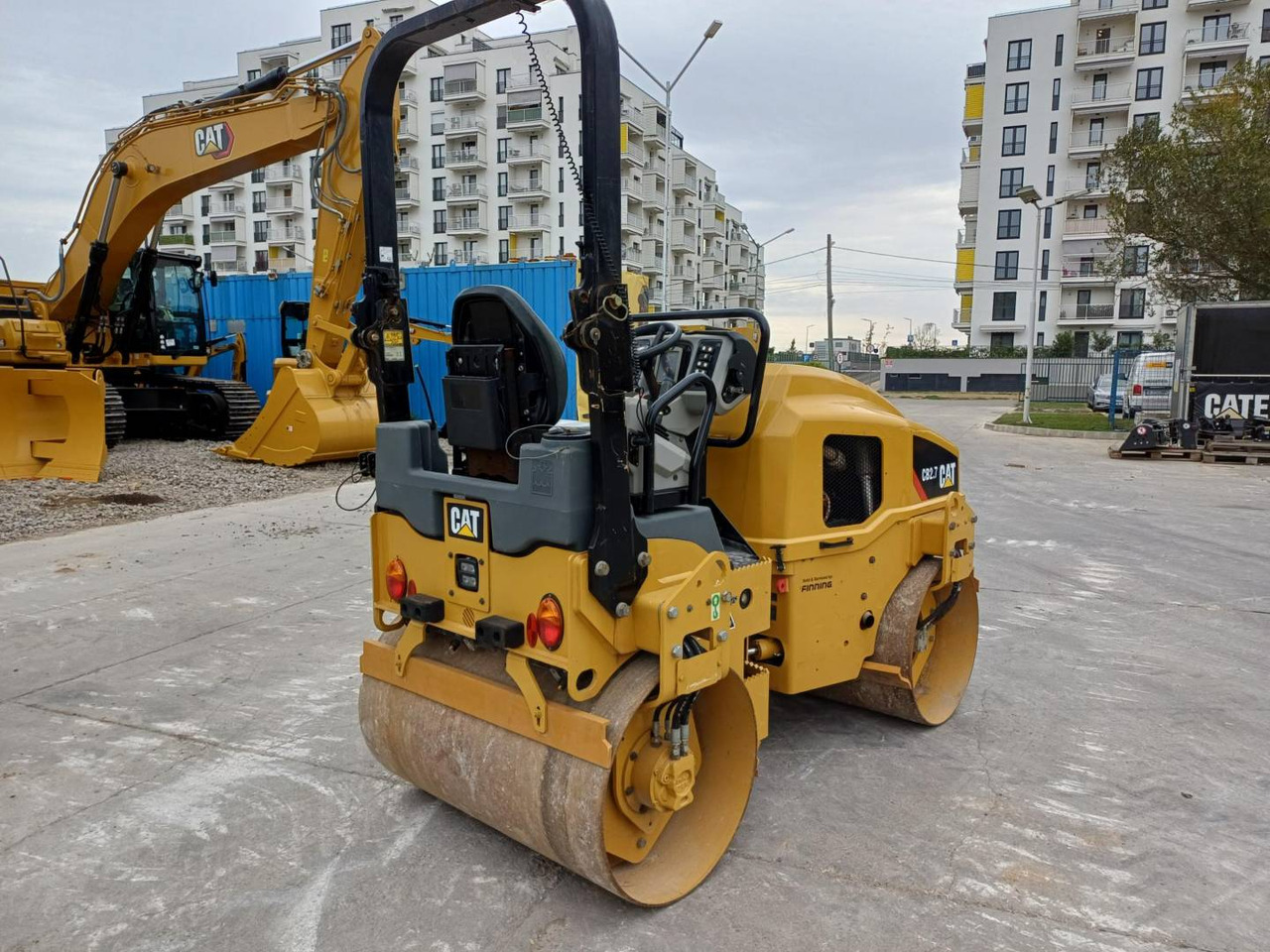 CAT CB2.7LRC - Дорожный каток: фото 3 CAT CB2.7LRC - Дорожный каток: фото 3