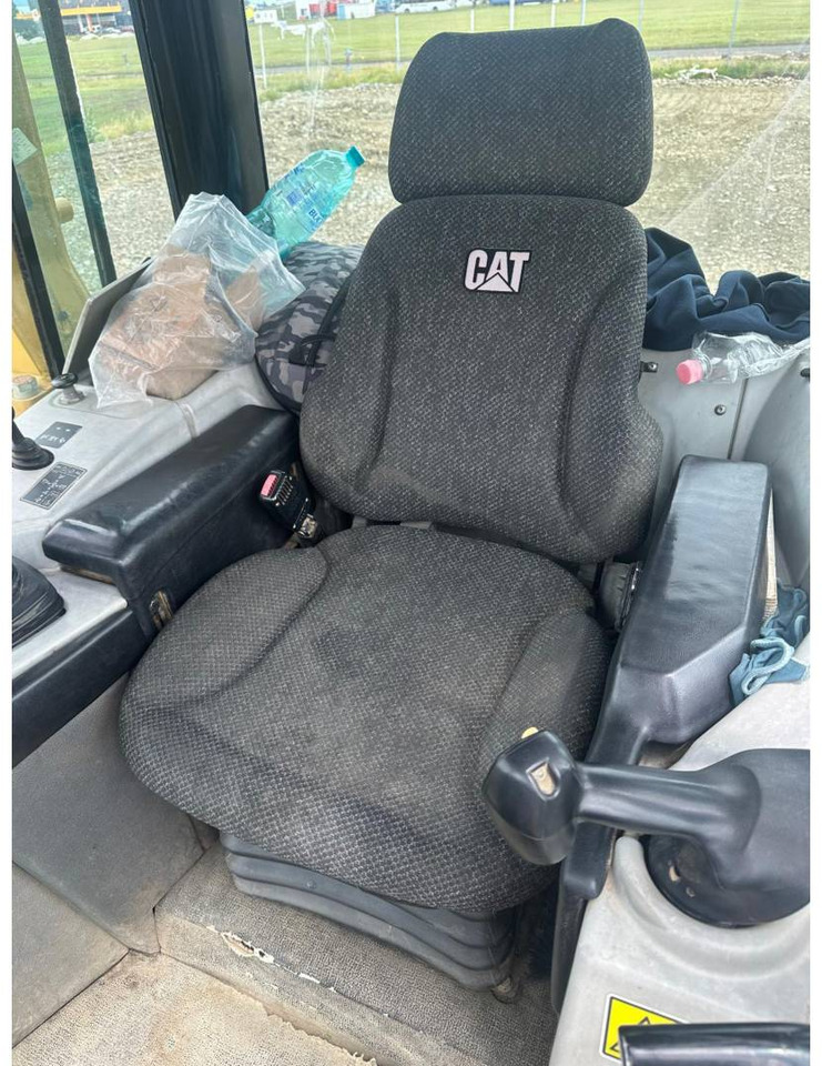 Бульдозер CAT D6NXL: фото 8