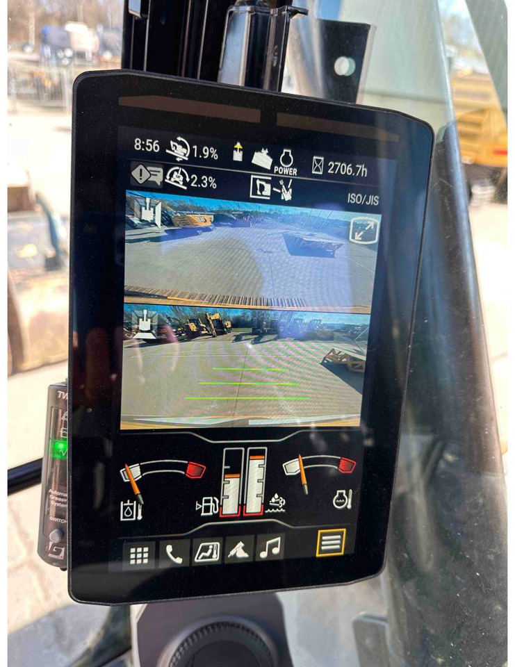 CAT 323 - Гусеничный экскаватор: фото 5 CAT 323 - Гусеничный экскаватор: фото 5