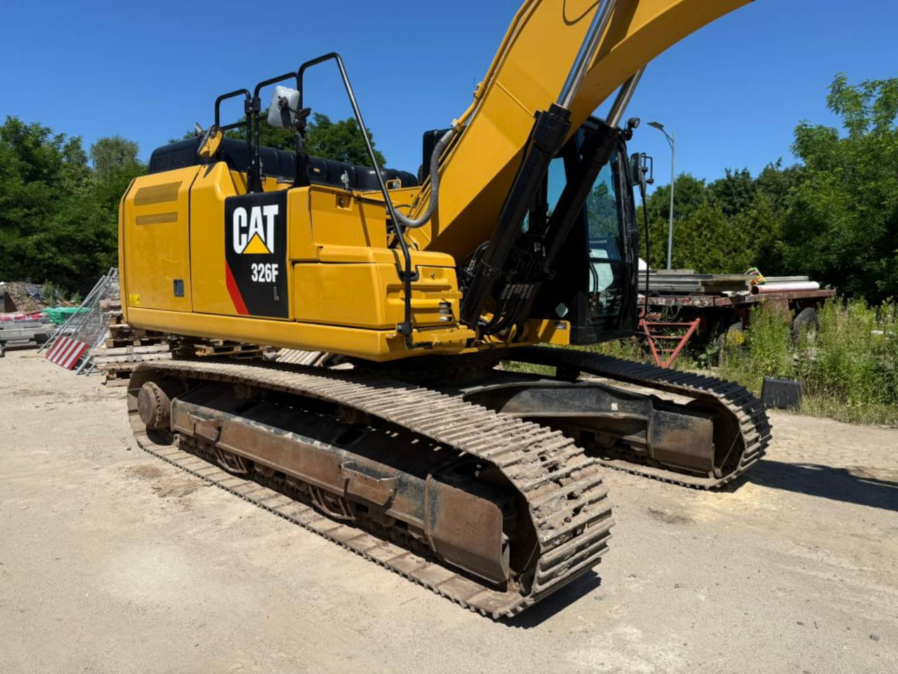 CAT 326FL - Гусеничный экскаватор: фото 2 CAT 326FL - Гусеничный экскаватор: фото 2
