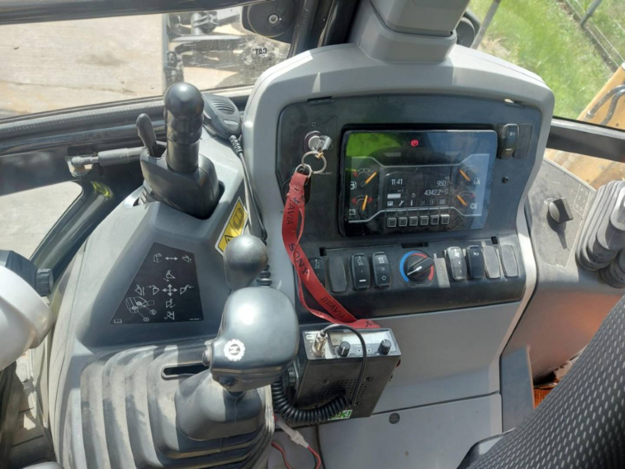 CAT 428 - Экскаватор-погрузчик: фото 5 CAT 428 - Экскаватор-погрузчик: фото 5