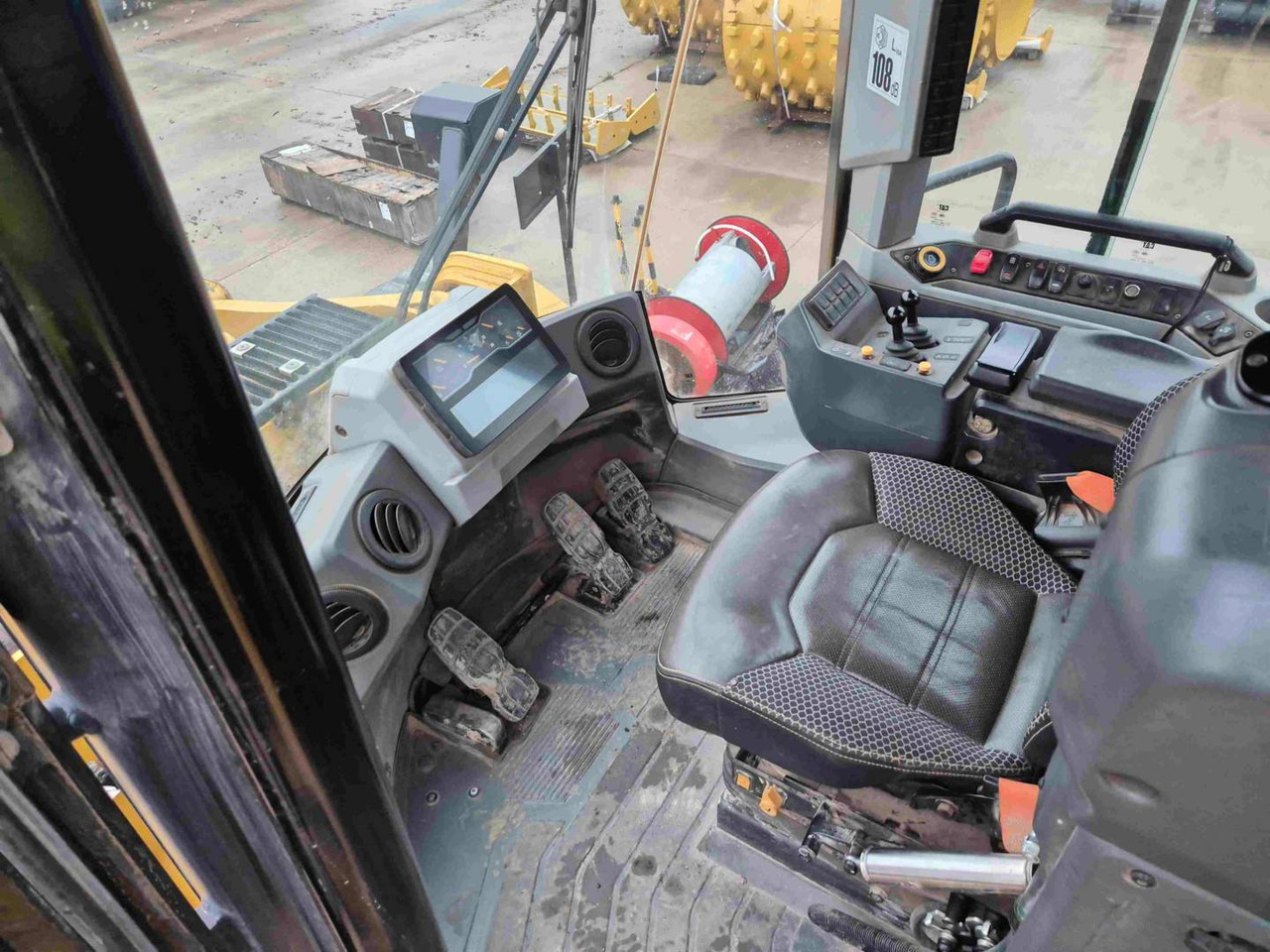 Колёсный погрузчик CAT 972: фото 18