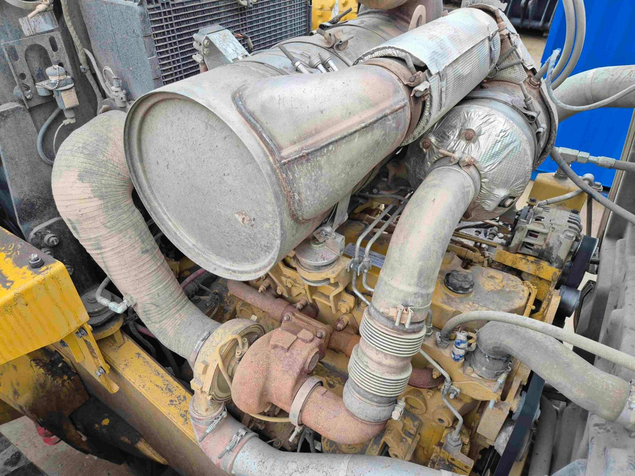 Колёсный погрузчик CAT 972: фото 7