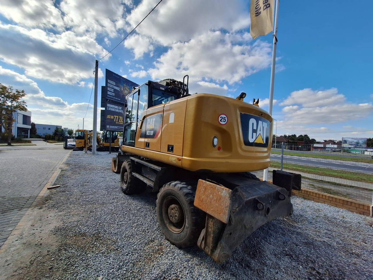 CAT M318F - Колёсный экскаватор: фото 4 CAT M318F - Колёсный экскаватор: фото 4