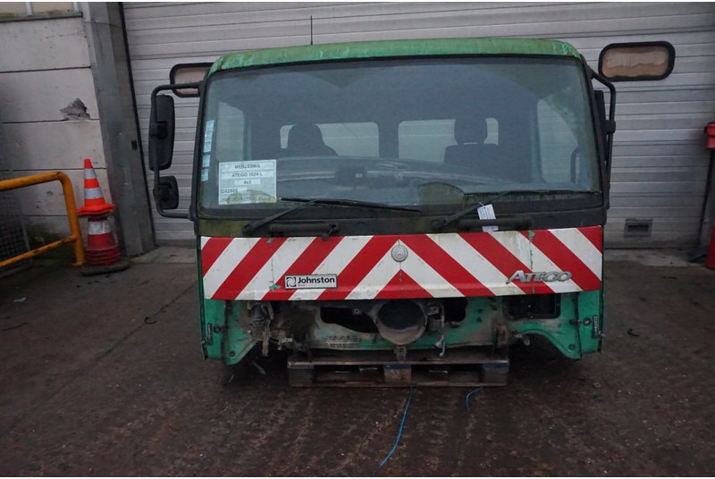 Mercedes-Benz ATEGO F07 KORT RECHTS STUUR 972 890 25 200671 - Кабина и интерьер для Грузовиков: фото 1 Mercedes-Benz ATEGO F07 KORT RECHTS STUUR 972 890 25 200671 - Кабина и интерьер для Грузовиков: фото 1