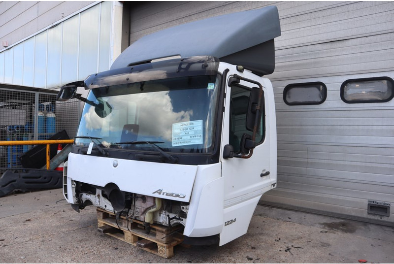 Mercedes-Benz ATEGO MP4 6CYL 96782010036334 - Кабина и интерьер для Грузовиков: фото 2 Mercedes-Benz ATEGO MP4 6CYL 96782010036334 - Кабина и интерьер для Грузовиков: фото 2