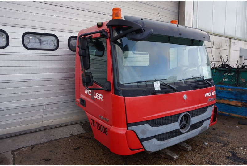 Mercedes-Benz AXOR F07 6-CYL MP3 - Кабина и интерьер для Грузовиков: фото 2 Mercedes-Benz AXOR F07 6-CYL MP3 - Кабина и интерьер для Грузовиков: фото 2