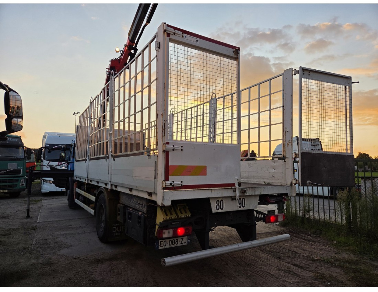 Renault C 280 4X2 Palfinger PK12002 EH Kran Crane Remote Control Automat flatbed truck - Грузовик бортовой/ Платформа, Автоманипулятор: фото 2 Renault C 280 4X2 Palfinger PK12002 EH Kran Crane Remote Control Automat flatbed truck - Грузовик бортовой/ Платформа, Автоманипулятор: фото 2