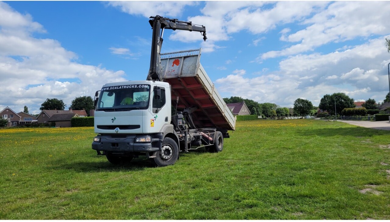 Renault Kerax 270 4x2 Euro 2 Tipper Truck Crane HIAB - Самосвал, Автоманипулятор: фото 1 Renault Kerax 270 4x2 Euro 2 Tipper Truck Crane HIAB - Самосвал, Автоманипулятор: фото 1