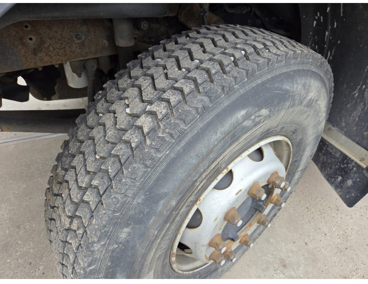 Грузовик бортовой/ Платформа, Автоманипулятор Renault Kerax 430 8X4 Flatbed Crane Palfinger PK26002EH 26 ton 5 Extensions *Retarder: фото 8 Грузовик бортовой/ Платформа, Автоманипулятор Renault Kerax 430 8X4 Flatbed Crane Palfinger PK26002EH 26 ton 5 Extensions *Retarder: фото 8