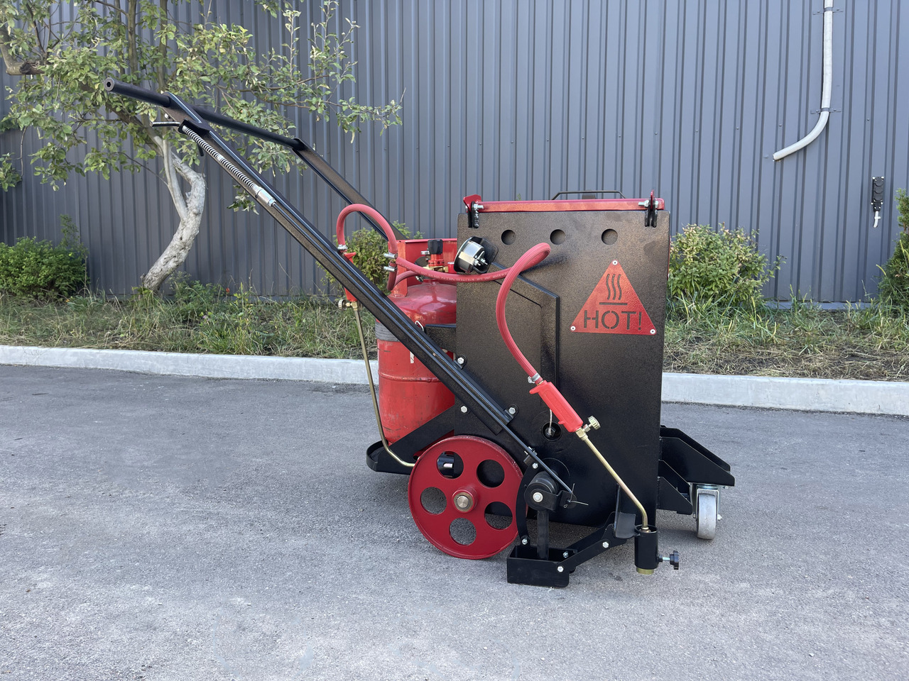 TICAB Manufacturer, Mini Crack Sealing Machine , Hand Push Crack Fill Machine - Гудронатор: фото 1 TICAB Manufacturer, Mini Crack Sealing Machine , Hand Push Crack Fill Machine - Гудронатор: фото 1