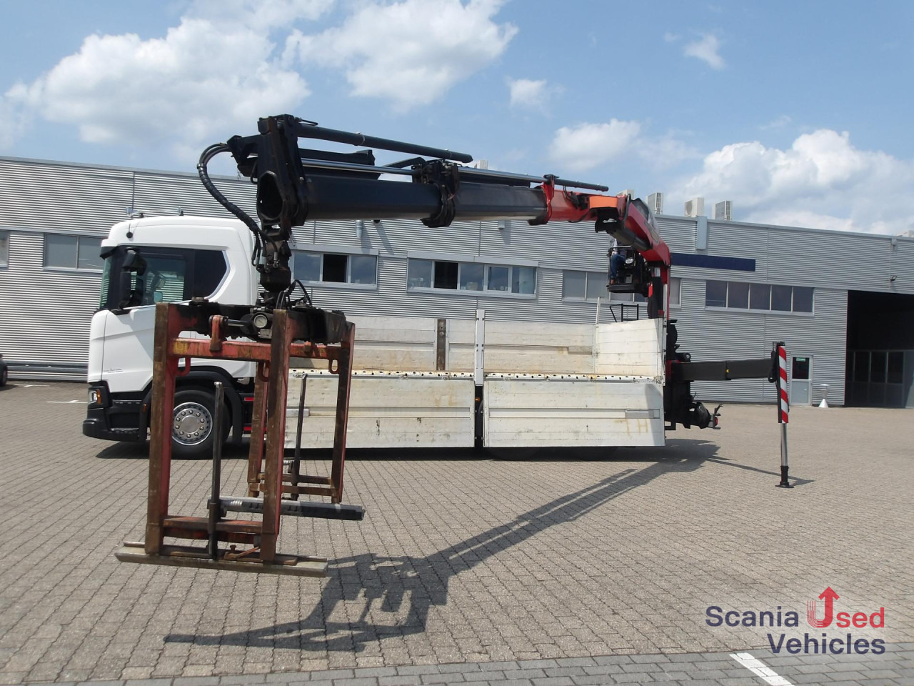 SCANIA R580 - 6x2*4 - V8 - PALFINGER PK 23.001L TEC3 - Грузовик бортовой/ Платформа, Автоманипулятор: фото 2 SCANIA R580 - 6x2*4 - V8 - PALFINGER PK 23.001L TEC3 - Грузовик бортовой/ Платформа, Автоманипулятор: фото 2