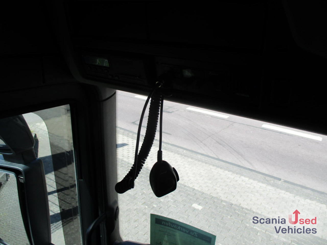 SCANIA R460 NA - HIGHLINE - CRB ENGINE BRAKE - 2x TANKs - Тягач: фото 2 SCANIA R460 NA - HIGHLINE - CRB ENGINE BRAKE - 2x TANKs - Тягач: фото 2