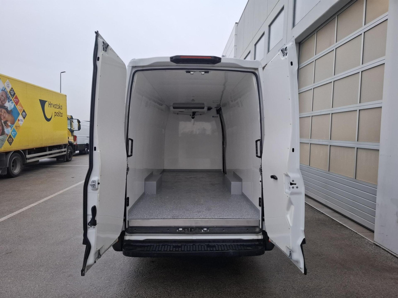 IVECO Daily 35S16V в лизинг IVECO Daily 35S16V: фото 7 IVECO Daily 35S16V в лизинг IVECO Daily 35S16V: фото 7