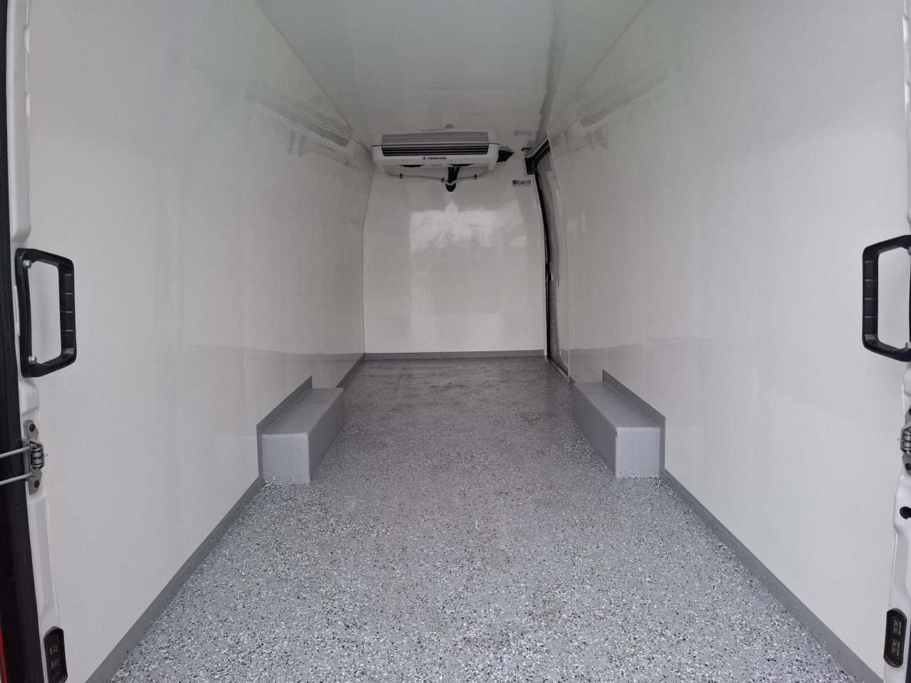 IVECO Daily 35S16V в лизинг IVECO Daily 35S16V: фото 9 IVECO Daily 35S16V в лизинг IVECO Daily 35S16V: фото 9