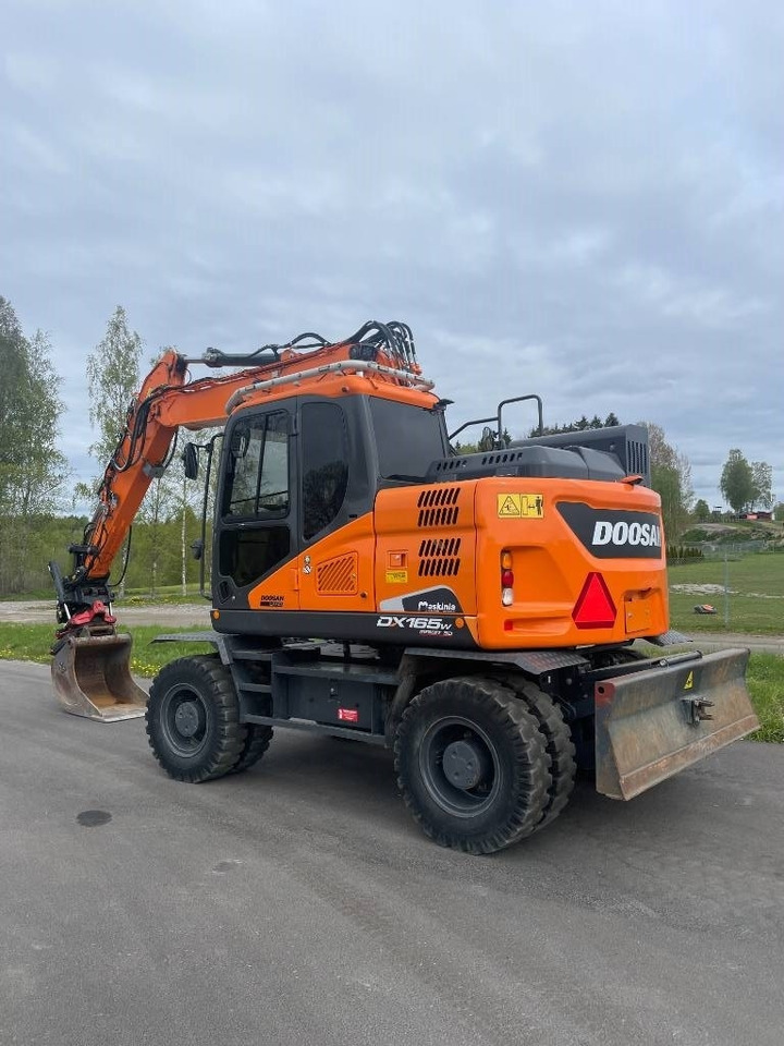 Doosan DX 165 W - Колёсный экскаватор: фото 3 Doosan DX 165 W - Колёсный экскаватор: фото 3