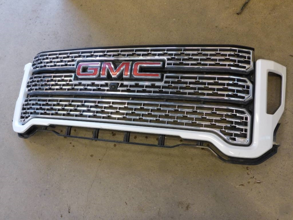 GMC Denali 2021 Grill - Кабина для Грузовиков: фото 1 GMC Denali 2021 Grill - Кабина для Грузовиков: фото 1