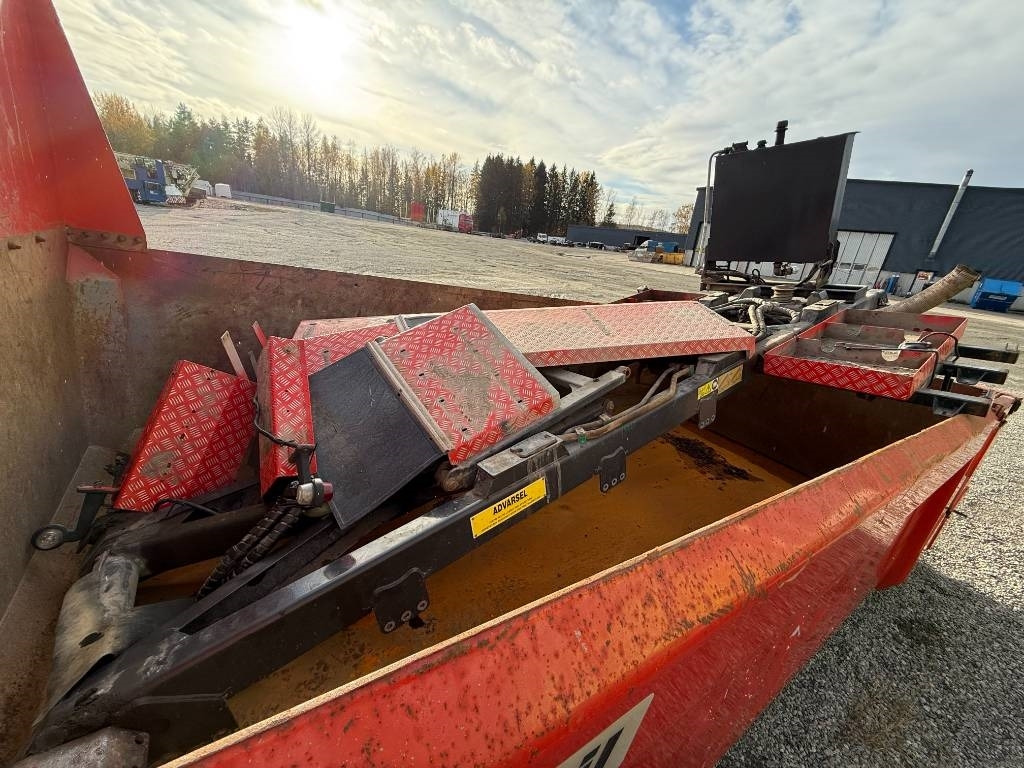 Istrail Tippflak LD12700 - Кузов платформа: фото 3 Istrail Tippflak LD12700 - Кузов платформа: фото 3