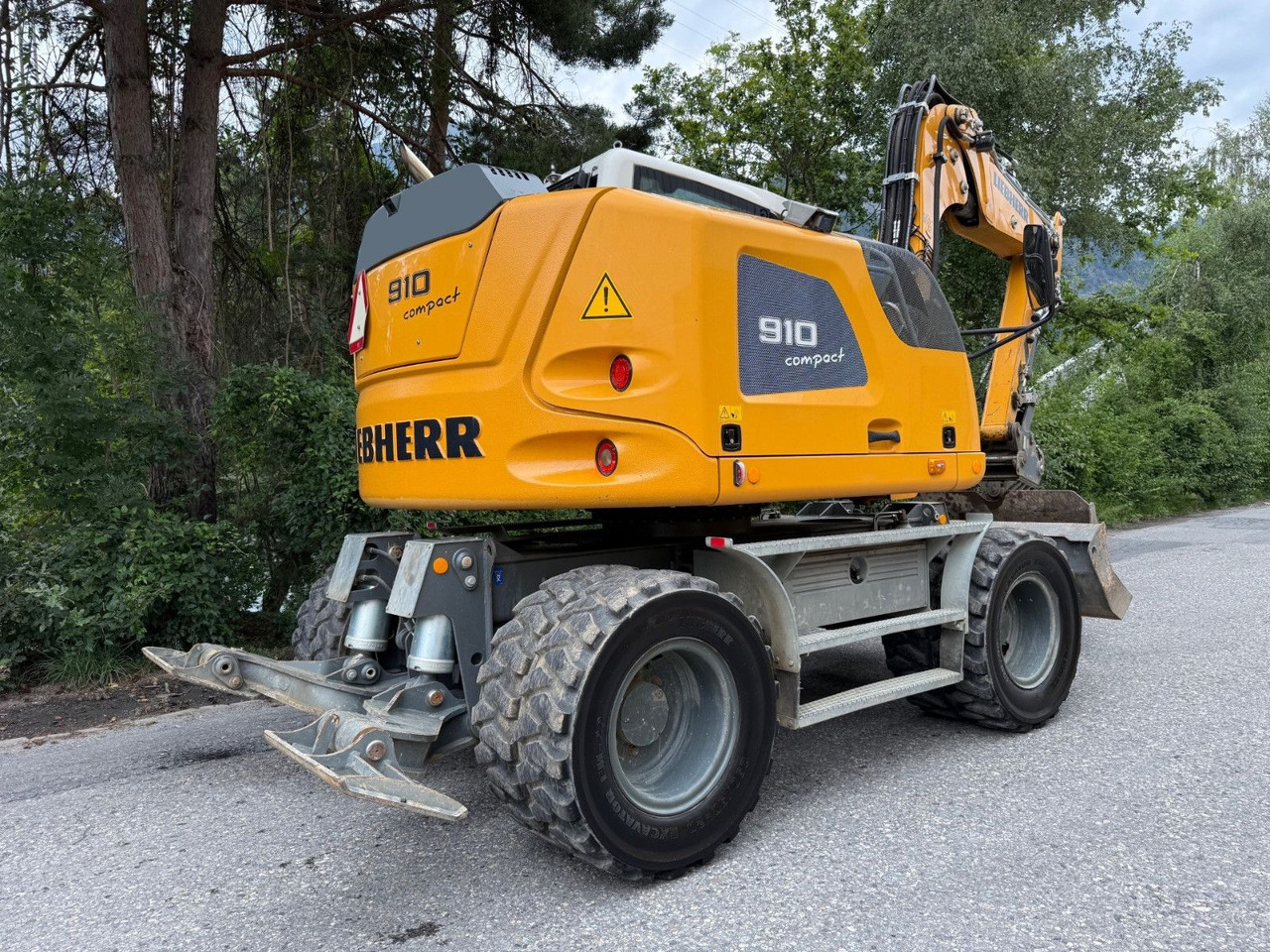Liebherr A910 Compact Litronic,4 Schaufeln,Schnellwechsle - Колёсный экскаватор: фото 5 Liebherr A910 Compact Litronic,4 Schaufeln,Schnellwechsle - Колёсный экскаватор: фото 5