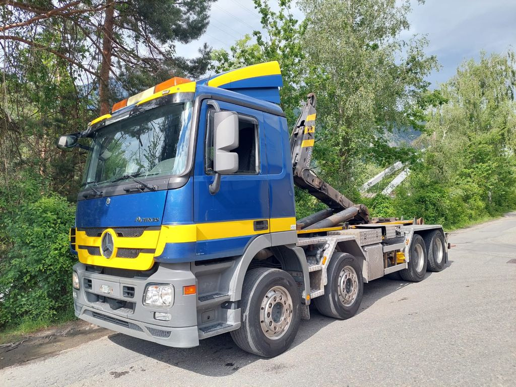 Mercedes-Benz Actros 3248 8x4, E5, MP3, EPS, Neuer Motor - Крюковой мультилифт: фото 1 Mercedes-Benz Actros 3248 8x4, E5, MP3, EPS, Neuer Motor - Крюковой мультилифт: фото 1