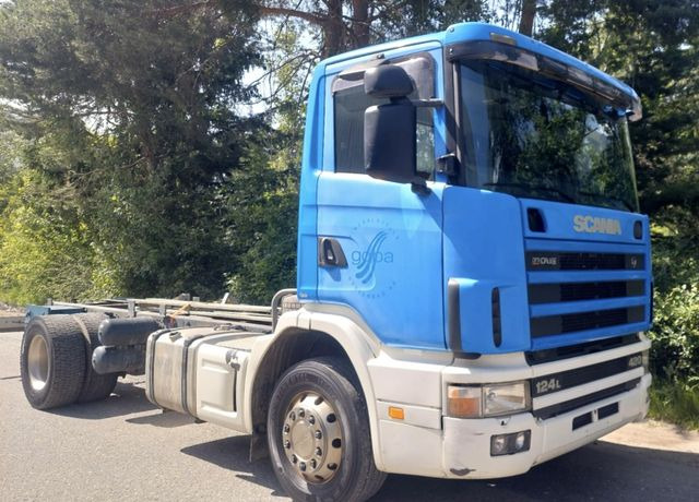 Scania R124LB 420 4x2, Euro 3 - Грузовик-шасси: фото 1 Scania R124LB 420 4x2, Euro 3 - Грузовик-шасси: фото 1