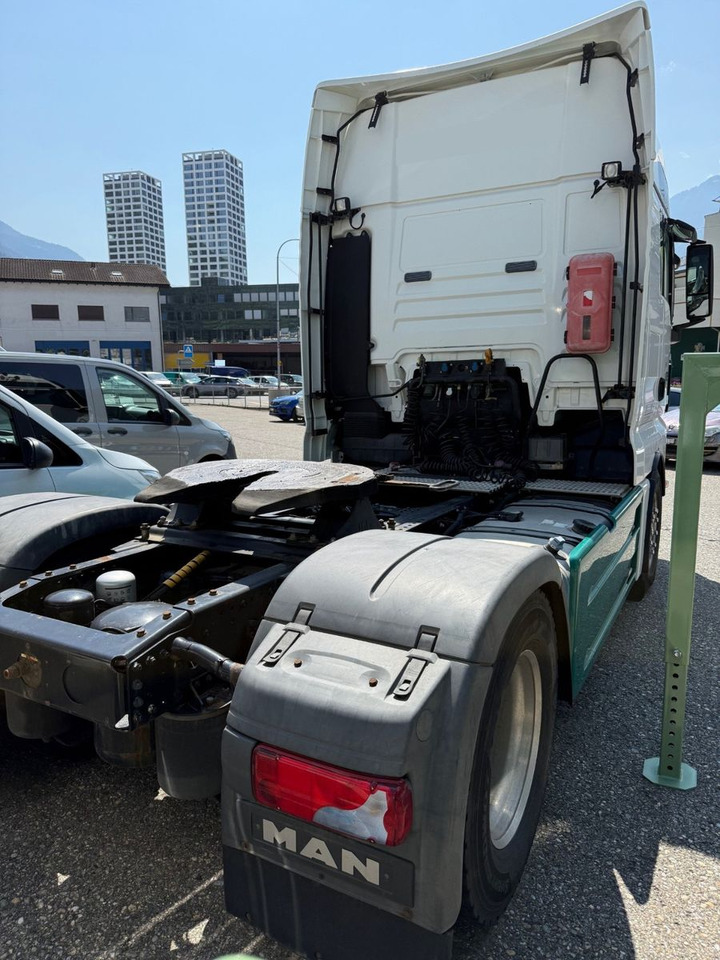 MAN TGX 18.680 V8 4x2, Euro 5,Retarder,Kipphydraulik - Тягач: фото 4 MAN TGX 18.680 V8 4x2, Euro 5,Retarder,Kipphydraulik - Тягач: фото 4