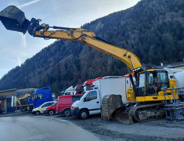 Volvo ECR235 DL, 2 Schaufeln, 11590hours, OIL Quick - Гусеничный экскаватор: фото 1 Volvo ECR235 DL, 2 Schaufeln, 11590hours, OIL Quick - Гусеничный экскаватор: фото 1