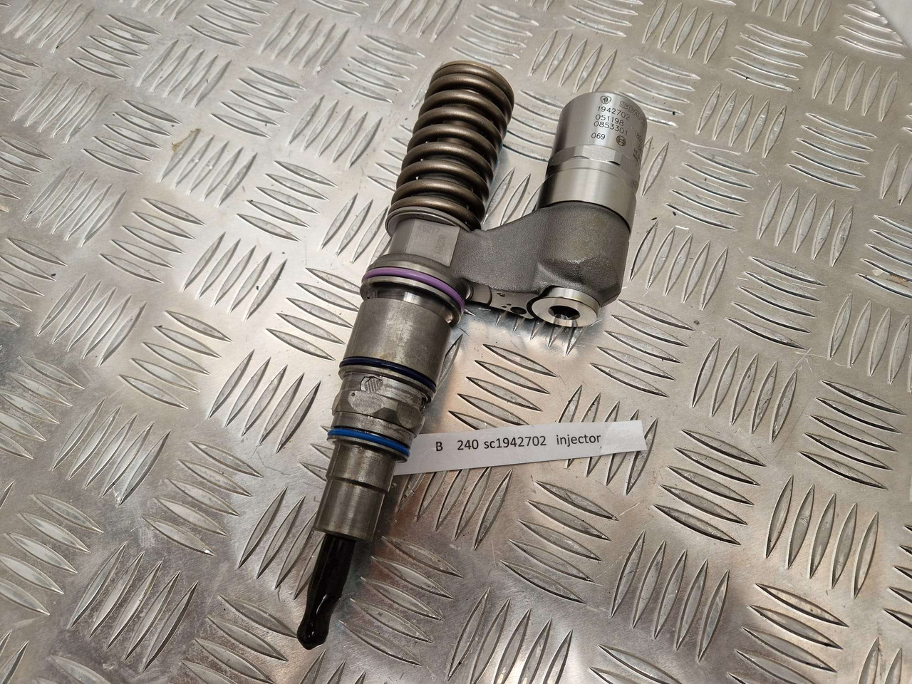 1942702 Scania fuel injector Bosch - Двигатель и запчасти для Строительной техники: фото 2 1942702 Scania fuel injector Bosch - Двигатель и запчасти для Строительной техники: фото 2