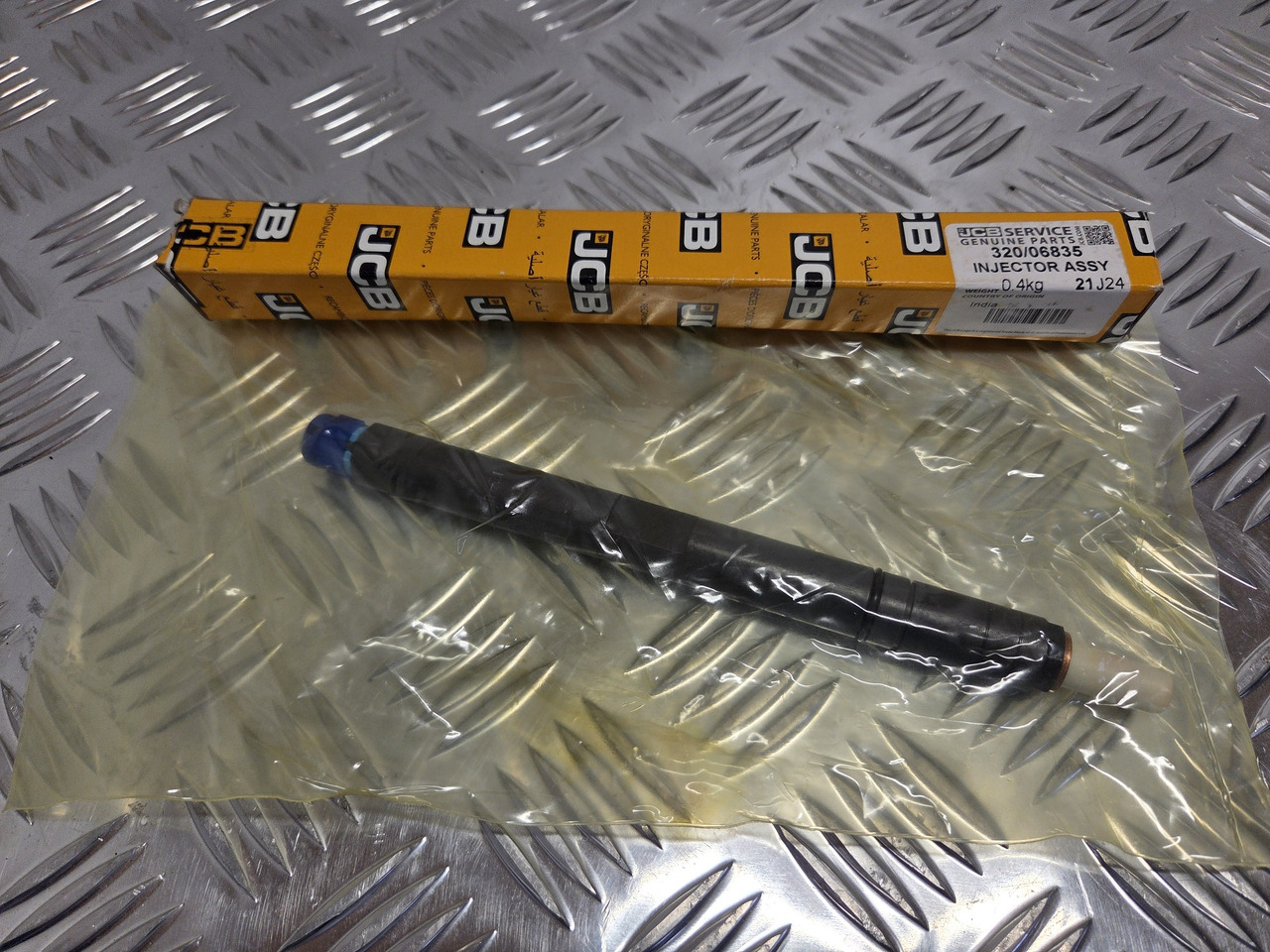 320/06835 JCB tier 2 injector 68kw-74kw - Двигатель и запчасти для Строительной техники: фото 2 320/06835 JCB tier 2 injector 68kw-74kw - Двигатель и запчасти для Строительной техники: фото 2