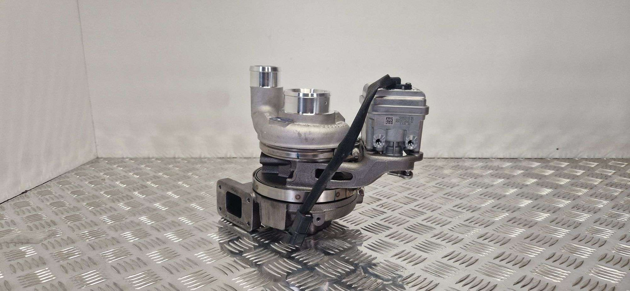 BorgWarner 11559880019 turbo JCB 320/06177 - Двигатель и запчасти для Строительной техники: фото 2 BorgWarner 11559880019 turbo JCB 320/06177 - Двигатель и запчасти для Строительной техники: фото 2