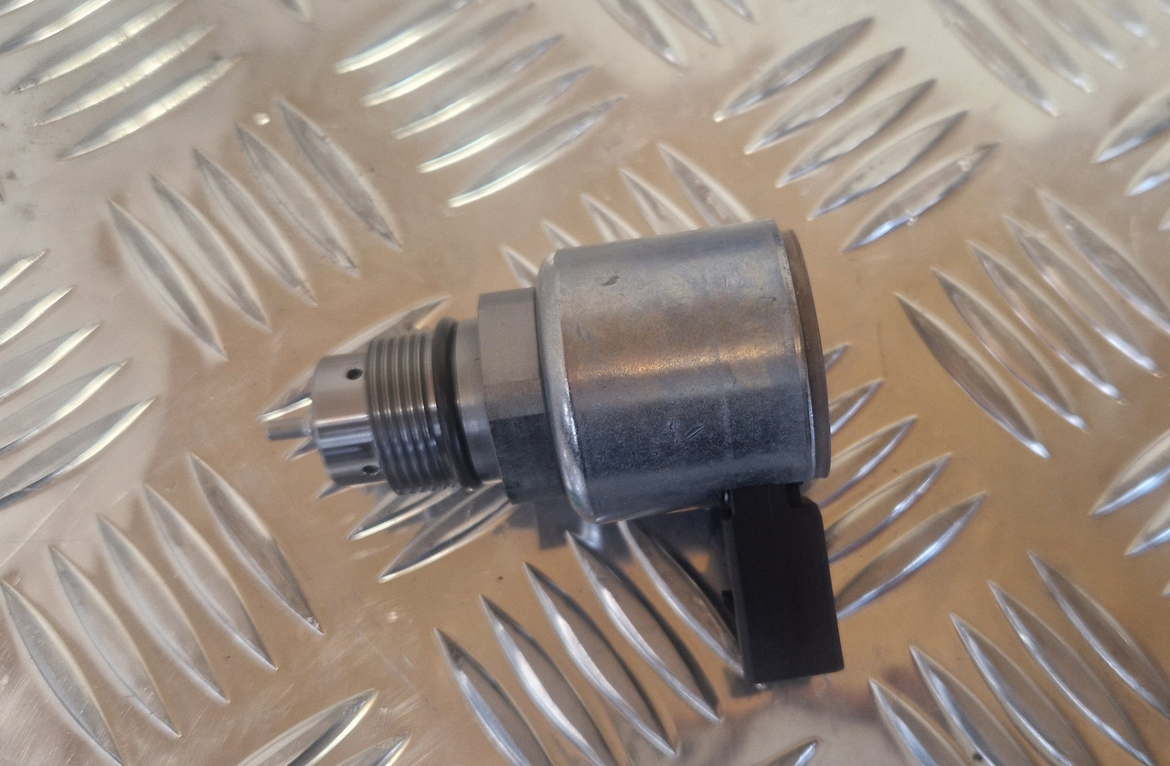 Delphi 28249292 Pressure control valve - Двигатель и запчасти для Строительной техники: фото 1 Delphi 28249292 Pressure control valve - Двигатель и запчасти для Строительной техники: фото 1