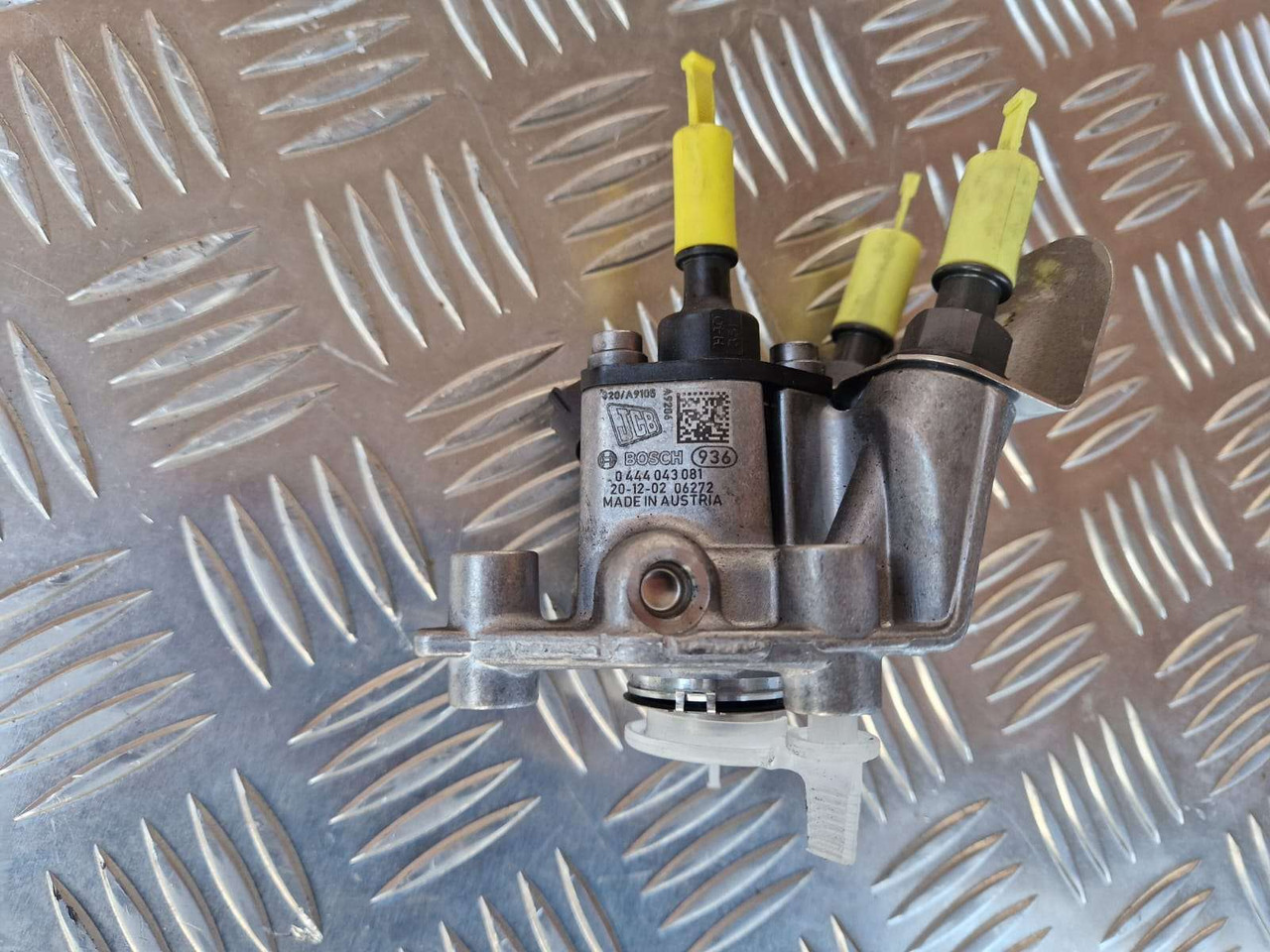 Genuine JCB BOSCH Dosing module 320/A9105 - Двигатель и запчасти для Строительной техники: фото 2 Genuine JCB BOSCH Dosing module 320/A9105 - Двигатель и запчасти для Строительной техники: фото 2