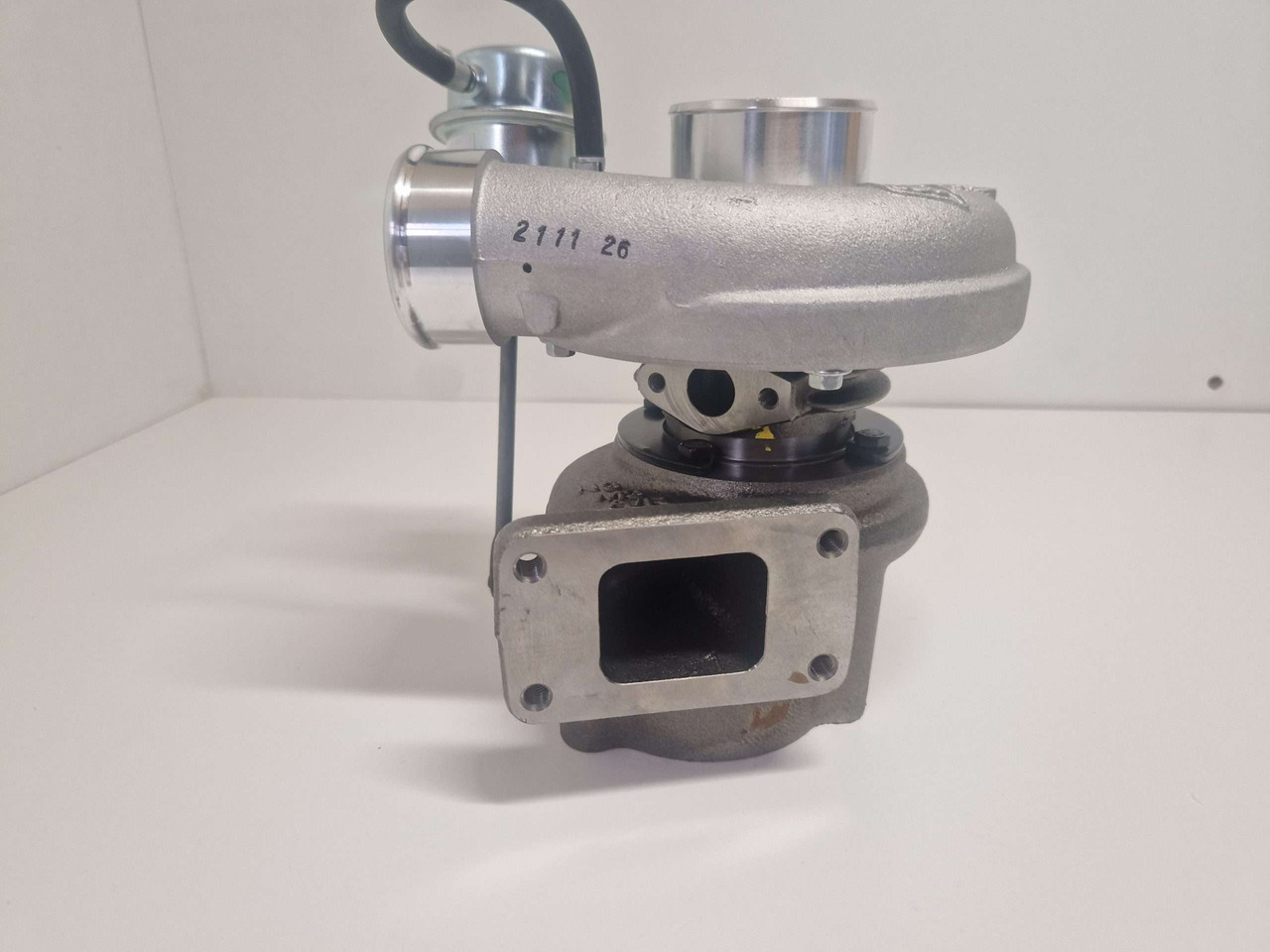 JCB turbocharger 320/06085 Garrett 85kw turbo - Двигатель и запчасти для Строительной техники: фото 2 JCB turbocharger 320/06085 Garrett 85kw turbo - Двигатель и запчасти для Строительной техники: фото 2