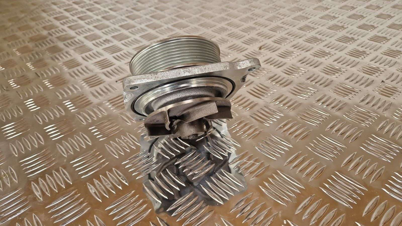 Water Pump JCB 320/A4904 Genuine JCB 320/04542 - Двигатель и запчасти для Строительной техники: фото 1 Water Pump JCB 320/A4904 Genuine JCB 320/04542 - Двигатель и запчасти для Строительной техники: фото 1