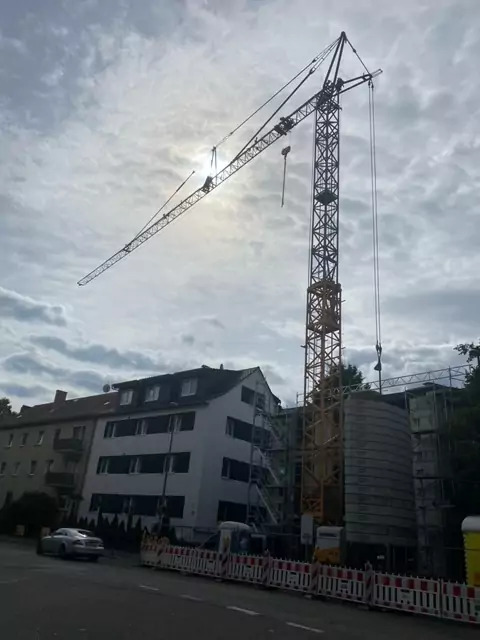 2015 Liebherr 81K - Быстромонтируемый башенный кран: фото 1 2015 Liebherr 81K - Быстромонтируемый башенный кран: фото 1