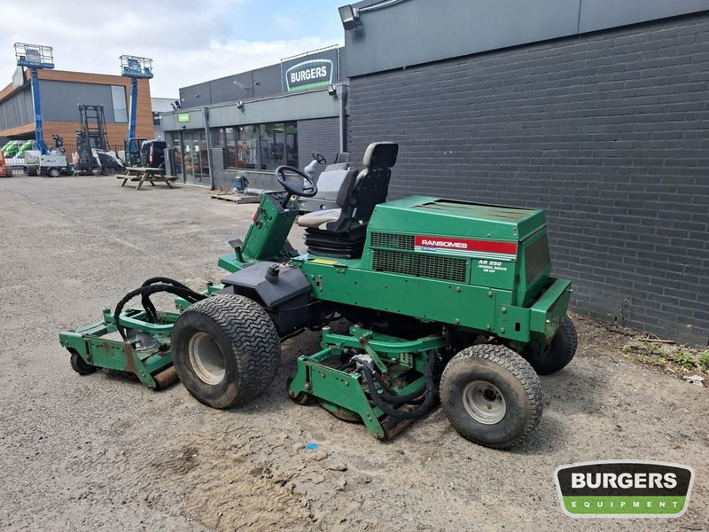 Ransomes AR250 - Газонокосилка: фото 5 Ransomes AR250 - Газонокосилка: фото 5