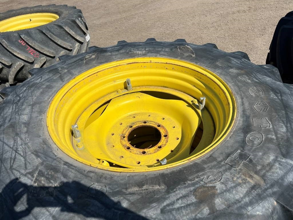 Firestone 520/85R38 till JD 6620 - Шина для Сельскохозяйственной техники: фото 2 Firestone 520/85R38 till JD 6620 - Шина для Сельскохозяйственной техники: фото 2