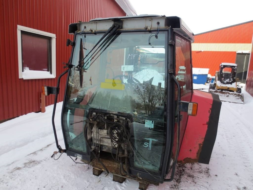 Massey Ferguson 8150 - Кабина для Тракторов: фото 1 Massey Ferguson 8150 - Кабина для Тракторов: фото 1
