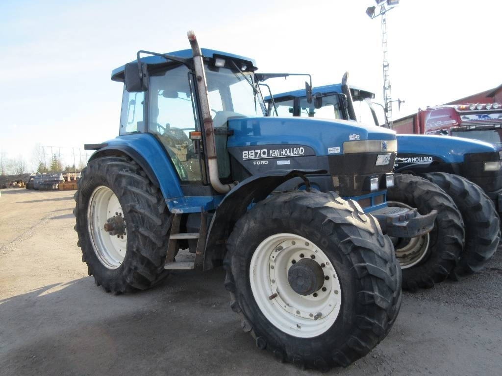 New Holland 8870 Dismantled for spare parts - Трактор: фото 1 New Holland 8870 Dismantled for spare parts - Трактор: фото 1