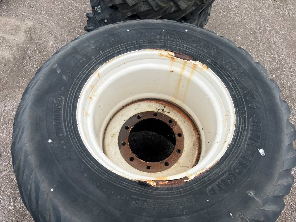 Trelleborg 700/50 26,5 Twin 404 - Шина для Сельскохозяйственной техники: фото 4 Trelleborg 700/50 26,5 Twin 404 - Шина для Сельскохозяйственной техники: фото 4