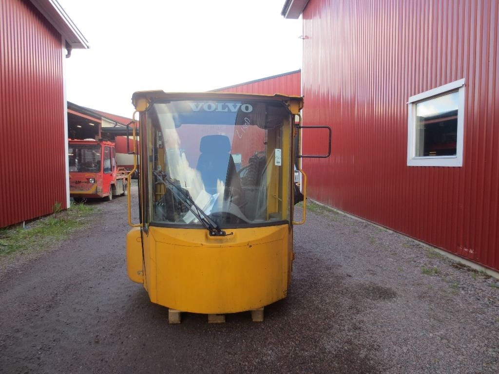 Volvo L 180 D - Кабина для Строительной техники: фото 1 Volvo L 180 D - Кабина для Строительной техники: фото 1