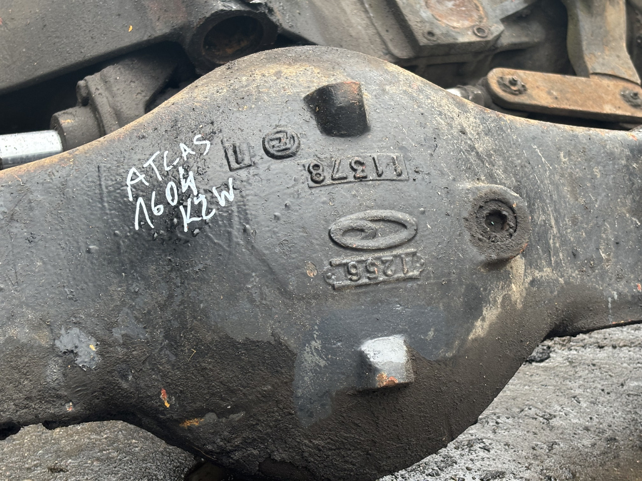 Atlas 1604 KZW Oś Tylnia Most Tylni Zwolnica Zwrotnica Obudowa Pochwa Układ Planetarny CZĘŚCI - Поворотный кулак для Сельскохозяйственной техники: фото 3 Atlas 1604 KZW Oś Tylnia Most Tylni Zwolnica Zwrotnica Obudowa Pochwa Układ Planetarny CZĘŚCI - Поворотный кулак для Сельскохозяйственной техники: фото 3