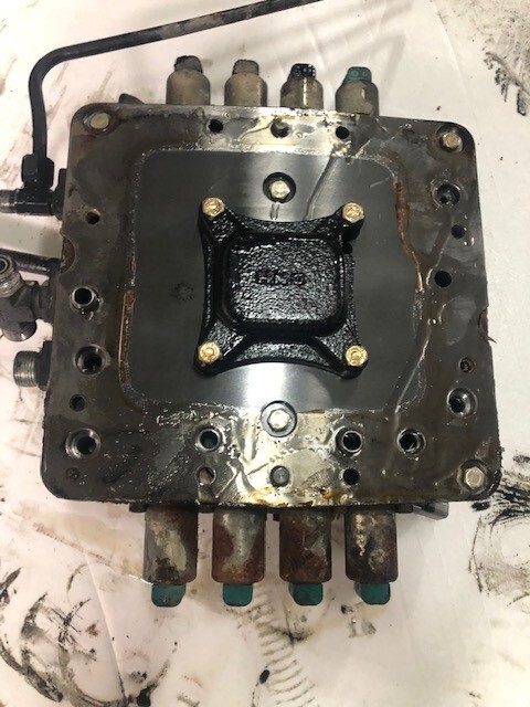 Blok Zaworowy Skrzyni Biegów - Auto Command - New Holland - Коробка передач для Сельскохозяйственной техники: фото 3 Blok Zaworowy Skrzyni Biegów - Auto Command - New Holland - Коробка передач для Сельскохозяйственной техники: фото 3