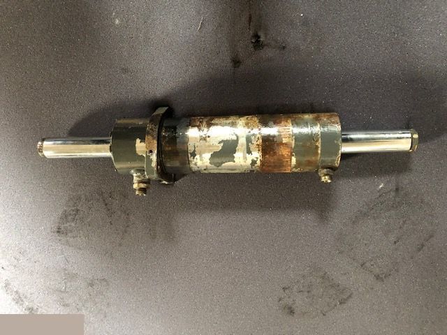 Carraro Siłownik Skrętu - Гидравлический цилиндр для Сельскохозяйственной техники: фото 1 Carraro Siłownik Skrętu - Гидравлический цилиндр для Сельскохозяйственной техники: фото 1