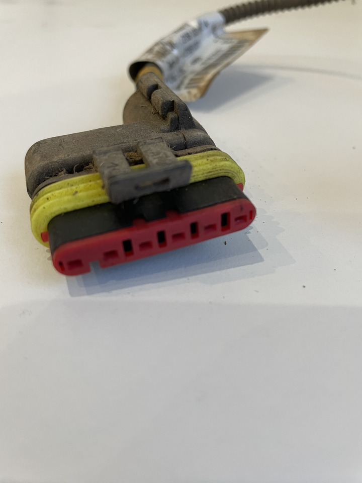 Claas Arion 550-520 650-620 - kabel wiązka elektryczna 0021581031 - Кабели/ Провода для Тракторов: фото 3 Claas Arion 550-520 650-620 - kabel wiązka elektryczna 0021581031 - Кабели/ Провода для Тракторов: фото 3