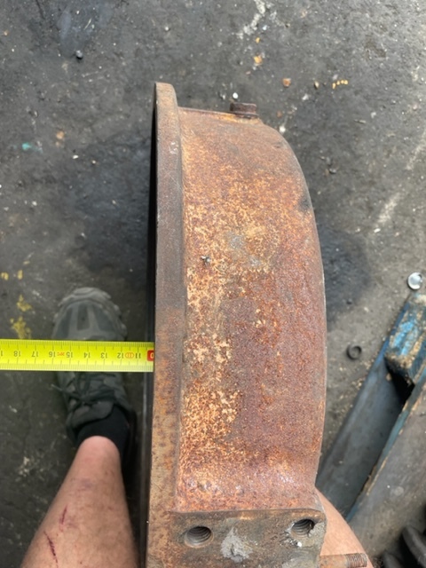 Claas Dominator obudowa koła zamachowego Mercedes OM352 - Маховик для Зерноуборочных комбайнов: фото 2 Claas Dominator obudowa koła zamachowego Mercedes OM352 - Маховик для Зерноуборочных комбайнов: фото 2