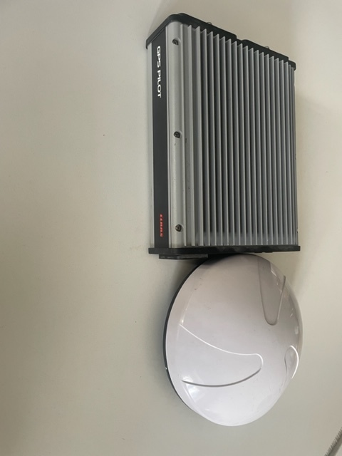 Claas GPS pilot S7/S11 , 14059330 Claas eDriveX źyroskop i antena - Система навигации: фото 3 Claas GPS pilot S7/S11 , 14059330 Claas eDriveX źyroskop i antena - Система навигации: фото 3